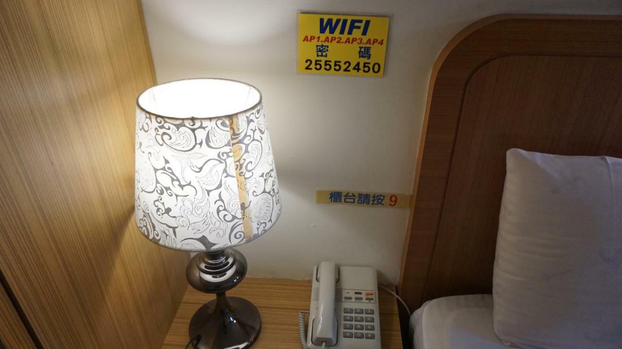 Chian Huei Business Hotel Taipei Bagian luar foto