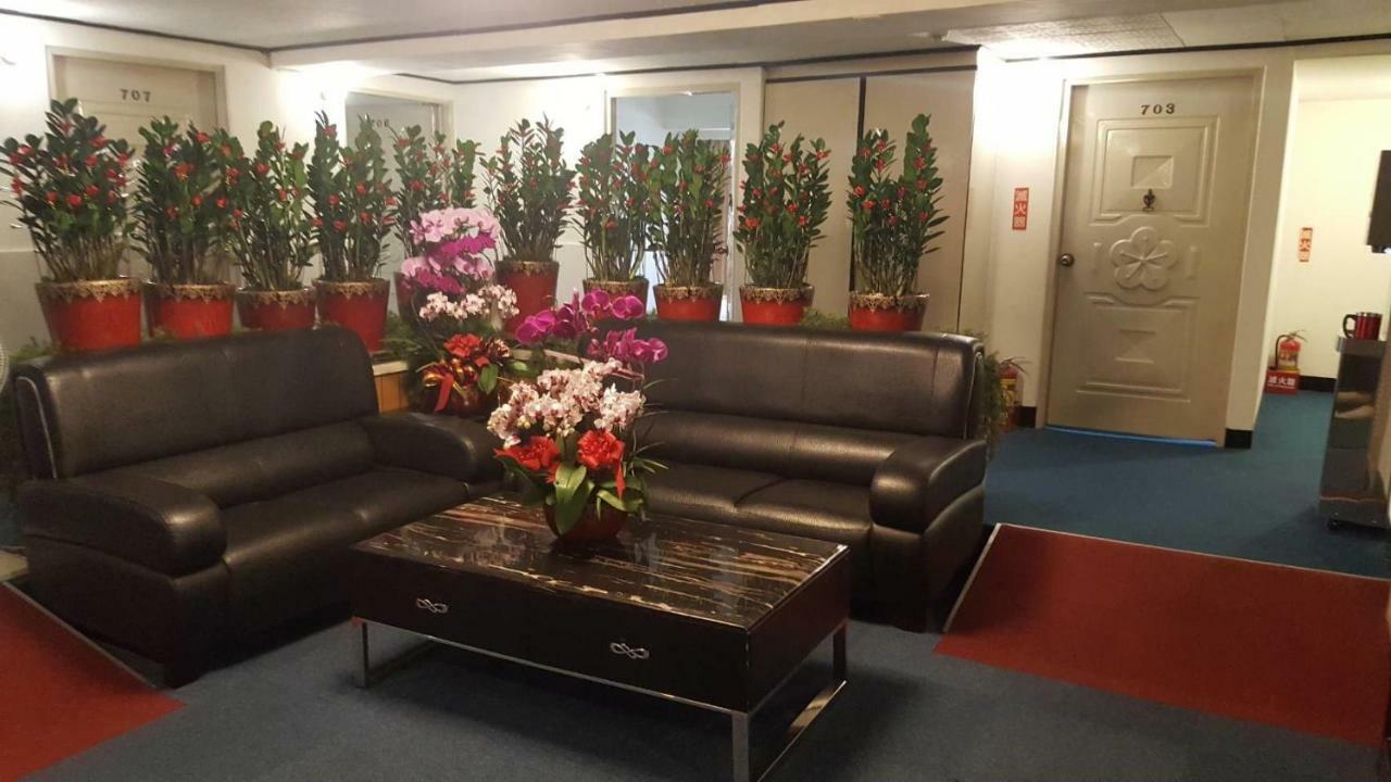 Chian Huei Business Hotel Taipei Bagian luar foto