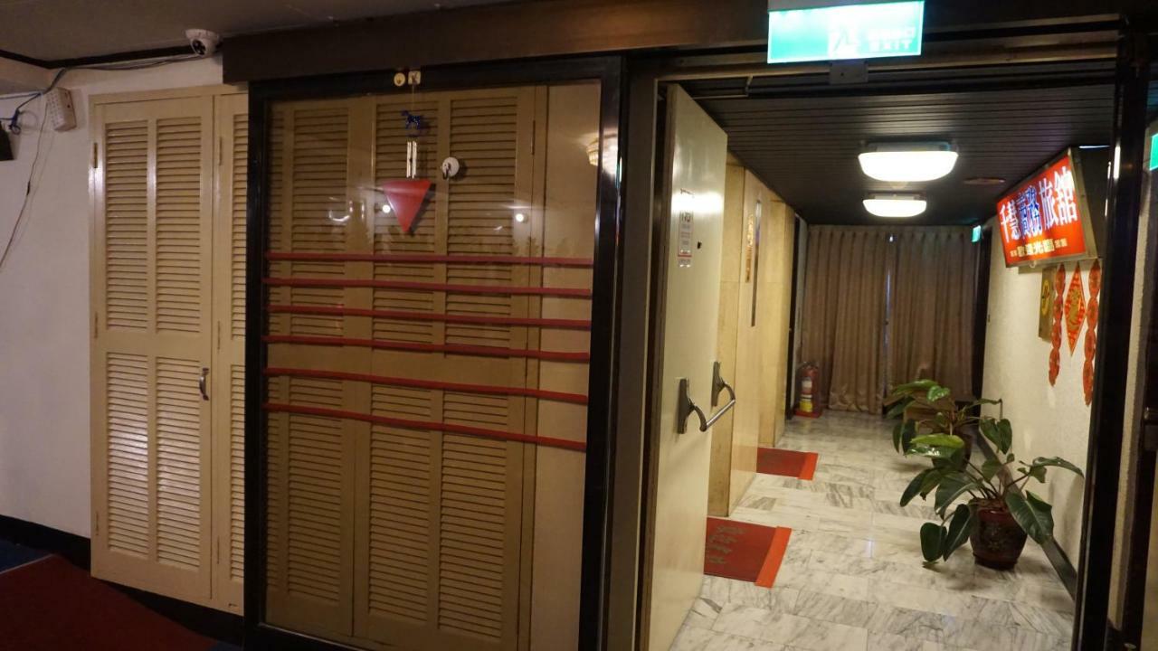 Chian Huei Business Hotel Taipei Bagian luar foto